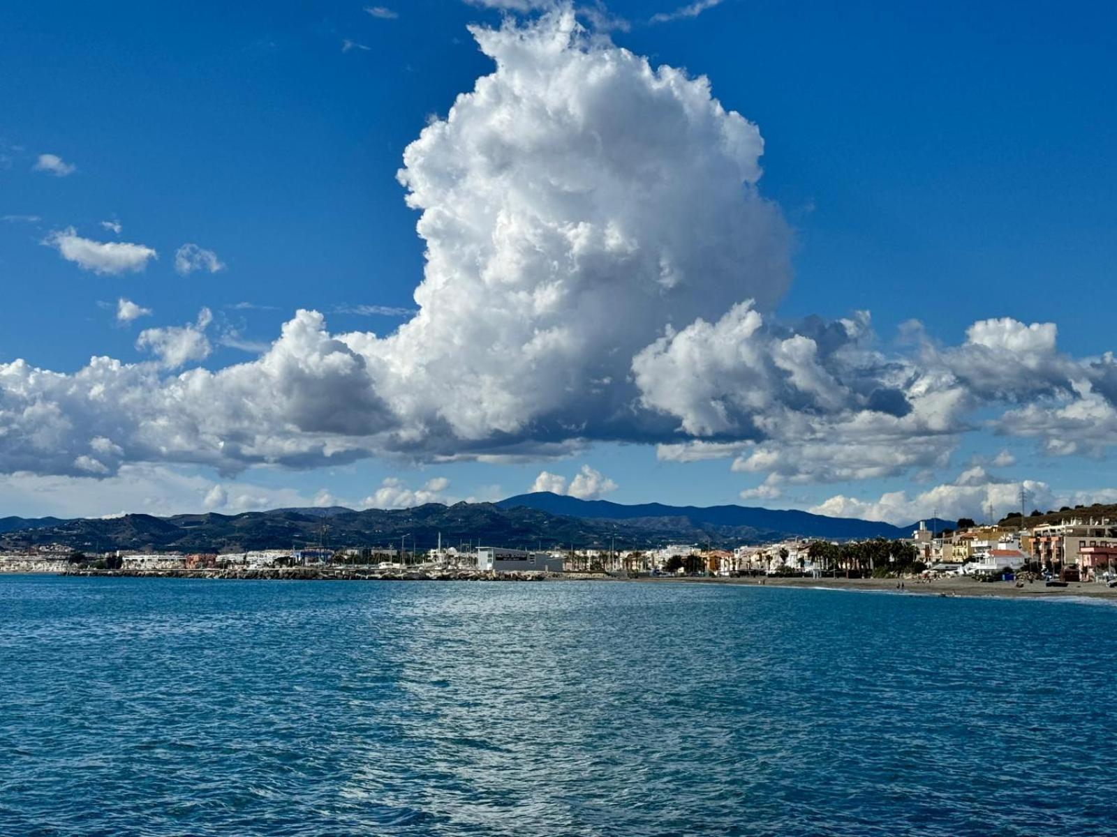 Brisas Del Mar Βίλα Caleta De Velez Εξωτερικό φωτογραφία